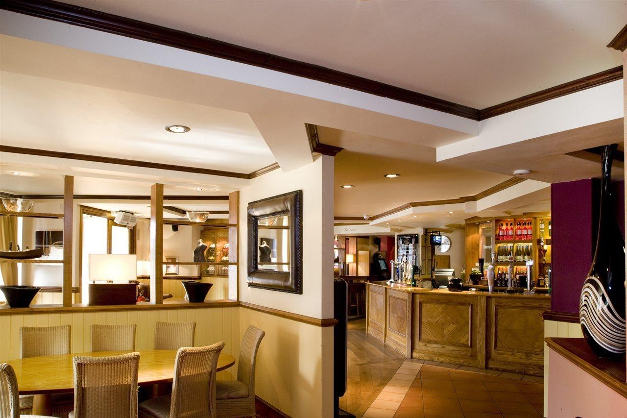 Premier Inn London Romford Esterno foto