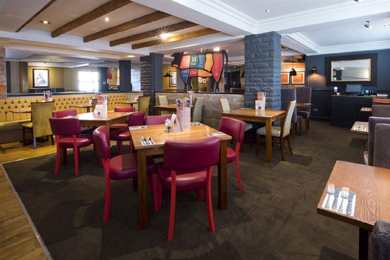 Premier Inn London Romford Esterno foto