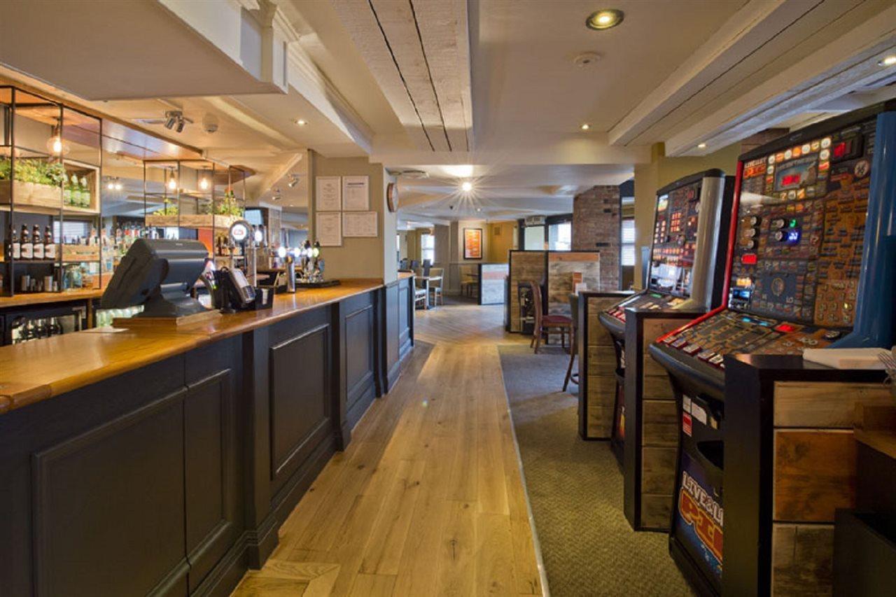 Premier Inn London Romford Esterno foto