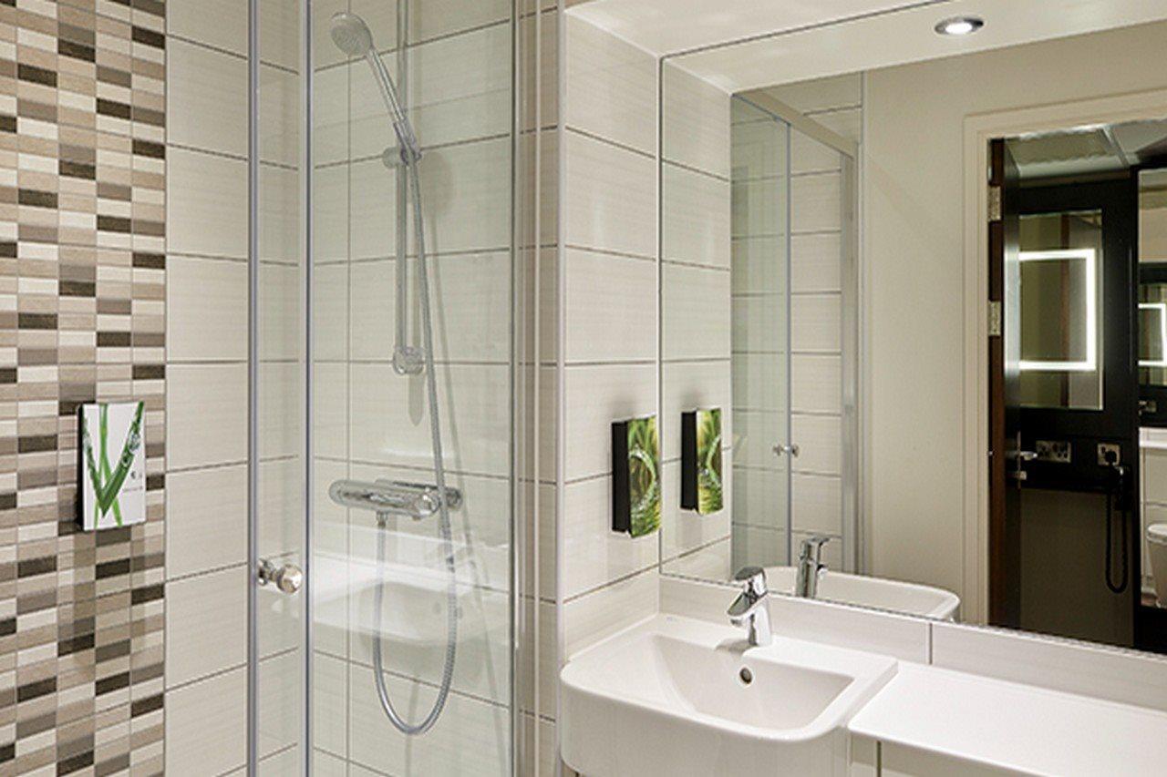 Premier Inn London Romford Esterno foto