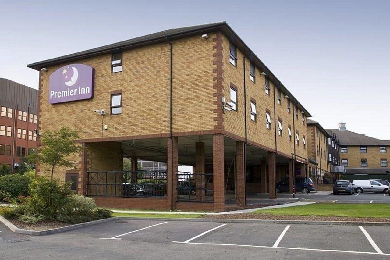 Premier Inn London Romford Esterno foto